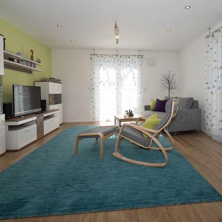 16Lilien Apartmentwohnung Waiblingen  Exterior photo